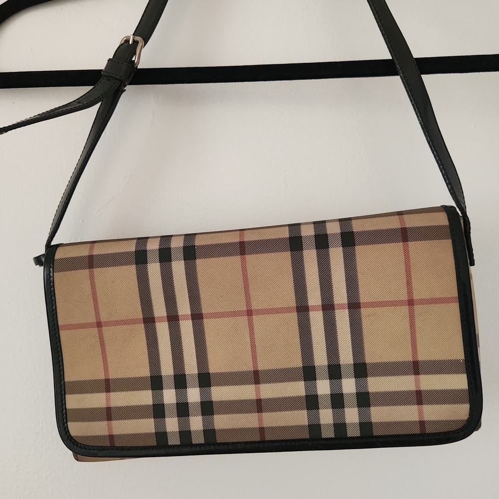 Burberry Tan Plaid Women's BagAuthentic Burberry Canvas Leather